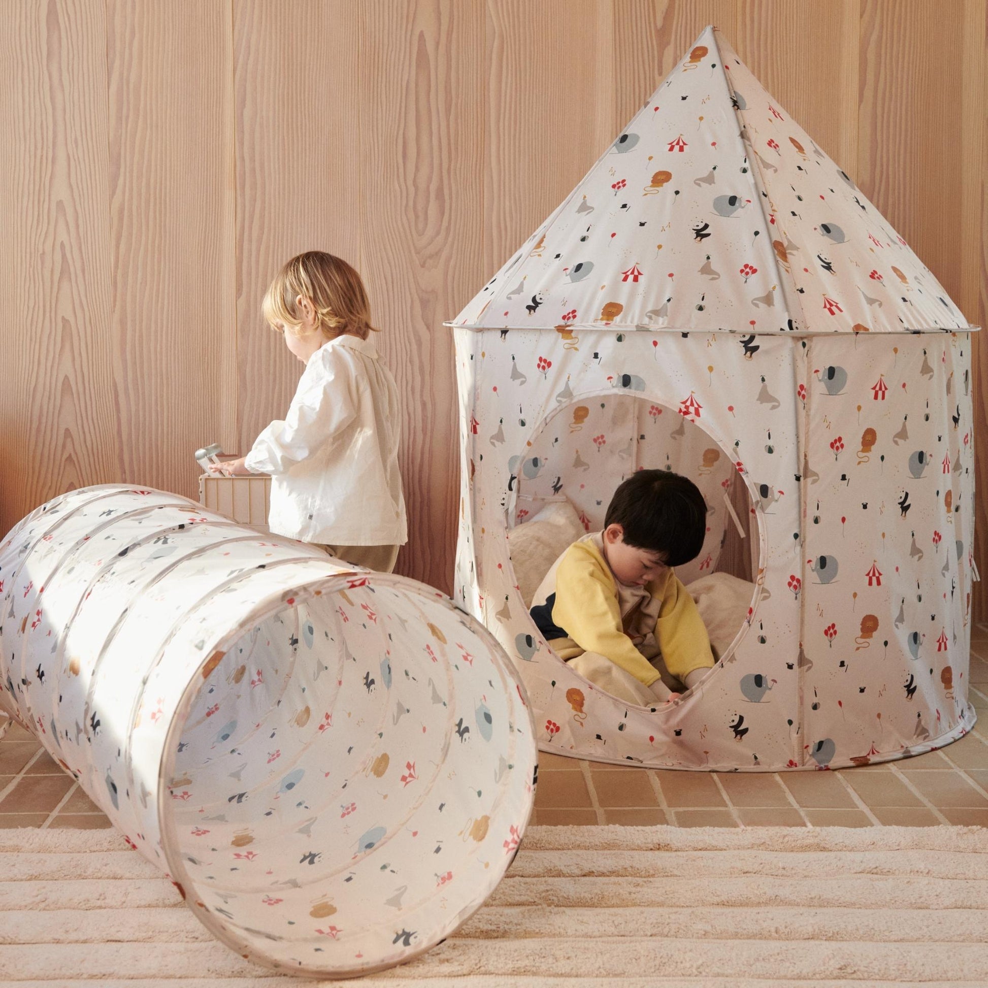 Liewood Oaks Pop Up Playtent - Circus / Sandy