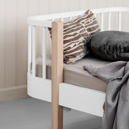 Oliver Furniture Wood Original Junior Day Bed - White/Oak