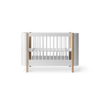 Oliver Furniture Wood Mini+ Cot Bed Incl. Junior Kit - White/Oak (0-9 Years)