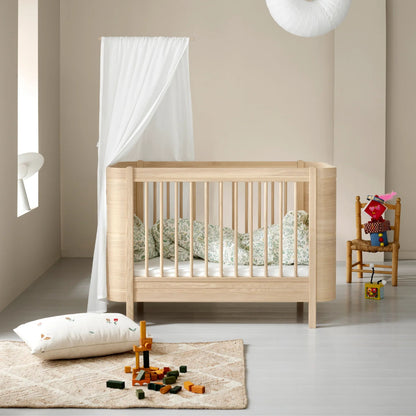 Oliver Furniture Wood Mini+ Cot Bed Incl. Junior Kit - Oak (0-9years)