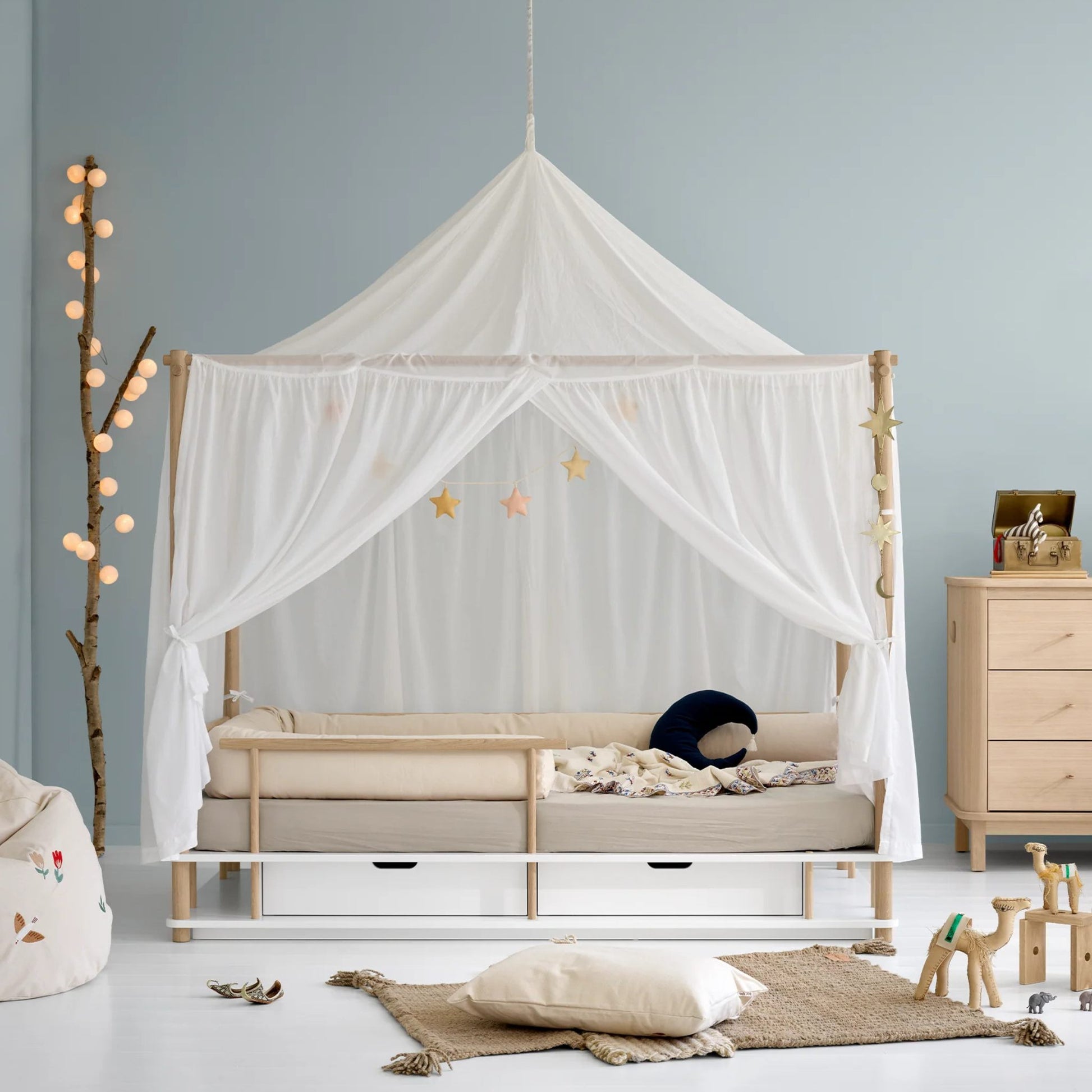 Oliver Furniture Camp Canopy Bed - White & Oak