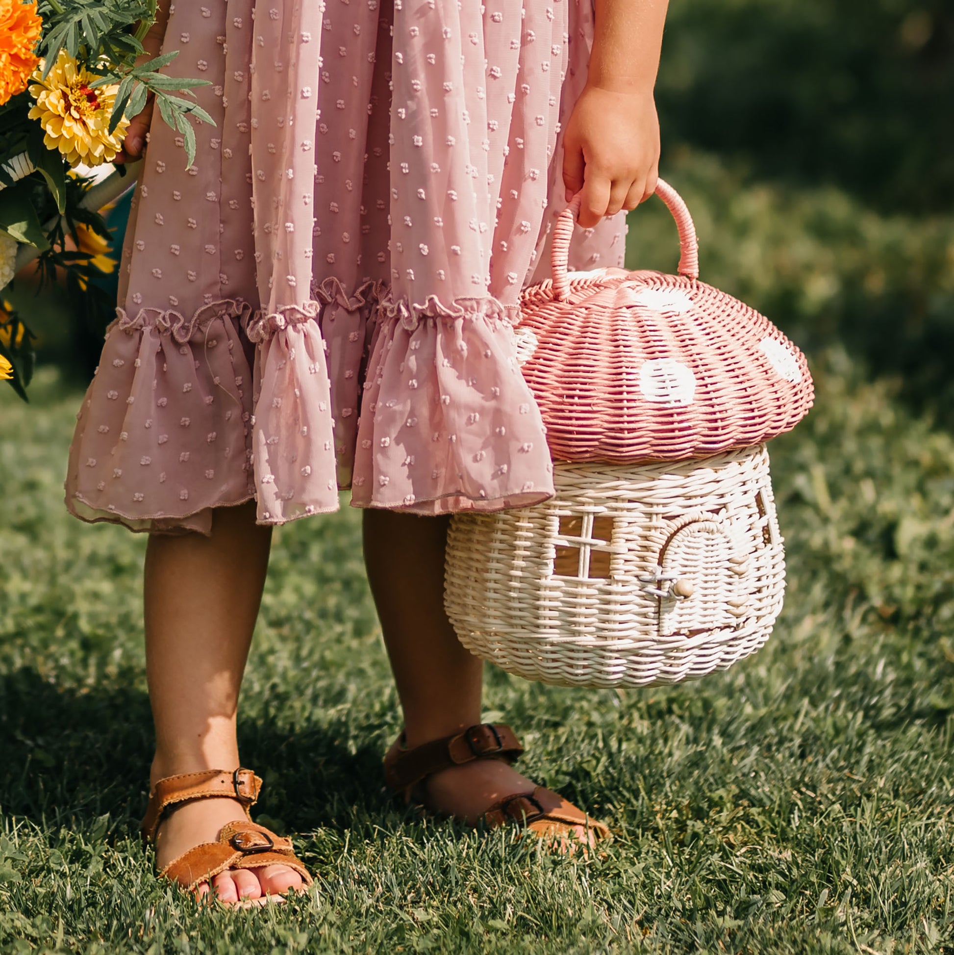 Olli Ella Rattan Mushroom Basket - Musk