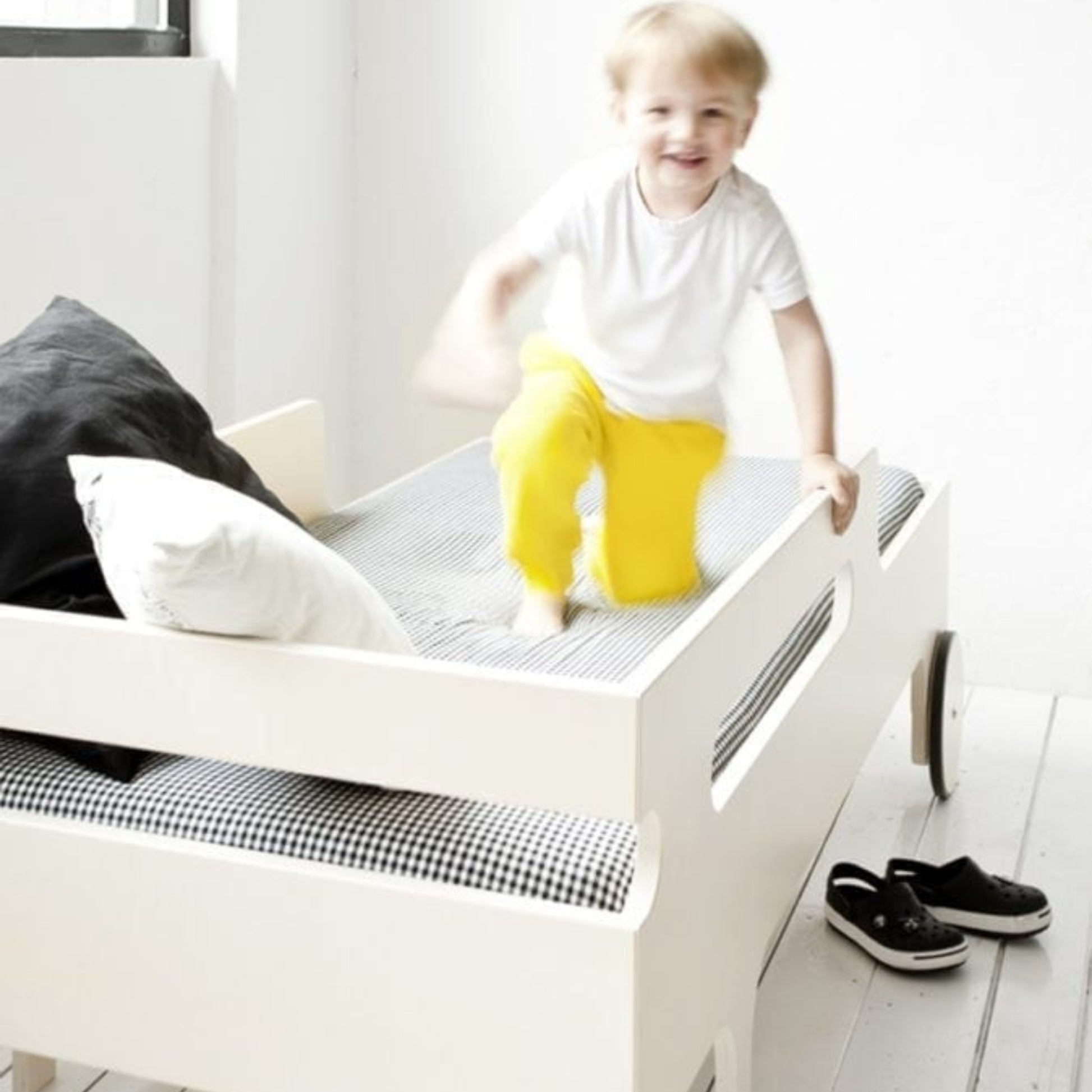 Rafa Kids R Toddler Bed - White