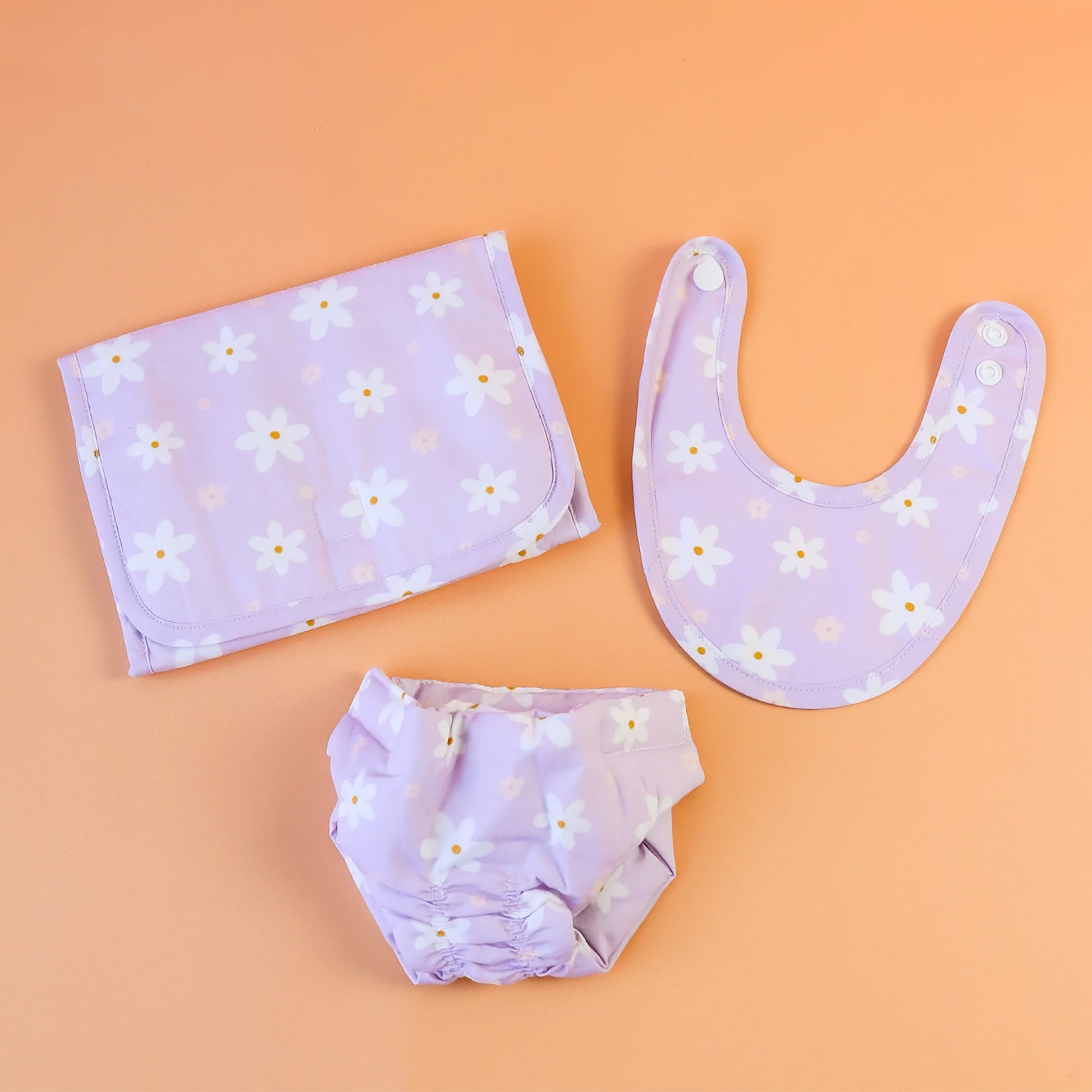 Tiny Harlow Dolls Nappy Bag - Lilac Daisy. Changing mat. Bob and nappy for dolls