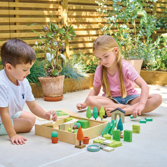 Tender Leaf Toys Little Garden Designer