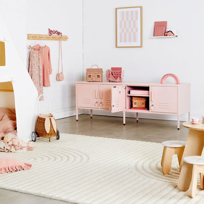 Mustard Made The Standard in colour pastel pink -blue in kids bedroom