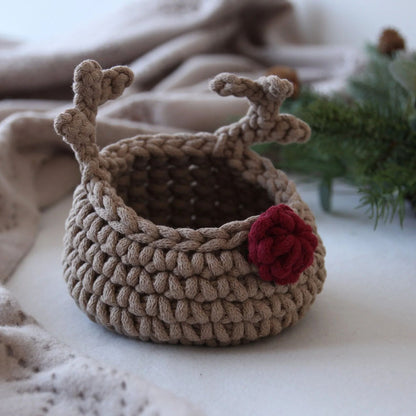 Zuri House Crochet Reindeer Basket - Mocha