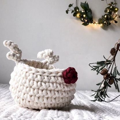 Zuri House Crochet Reindeer Basket - Ivory