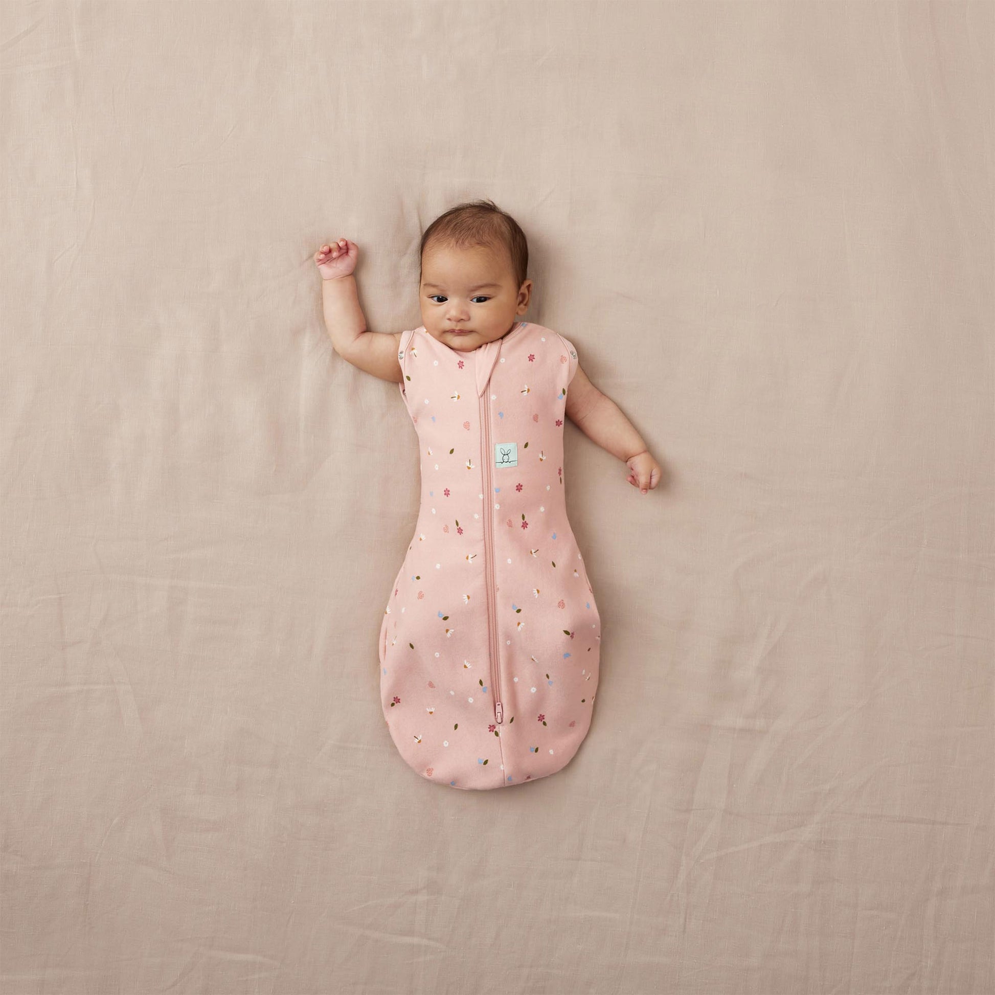 ergoPouch Swaddle Sleeping Bag 1 Tog - Daisies