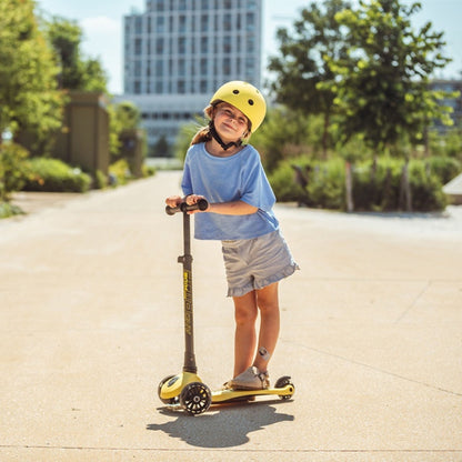 Scoot & Ride Highwaykick 3 LED Scooter - Lemon