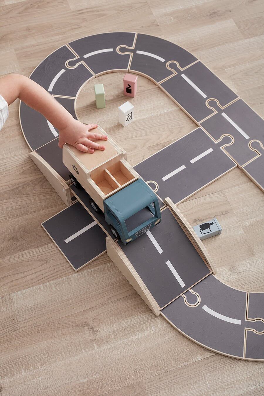 Kids Concept Aiden Wooden Car Track – Scandiborn